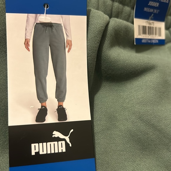 Puma fleece ladies jogger, size L green, NWT - Picture 1 of 5